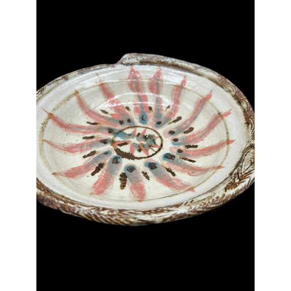 Stunning Art Pottery Shallow Bowl with Covered Lid Colorful Butter Dome 8" x 6" - Picture 2 of 9